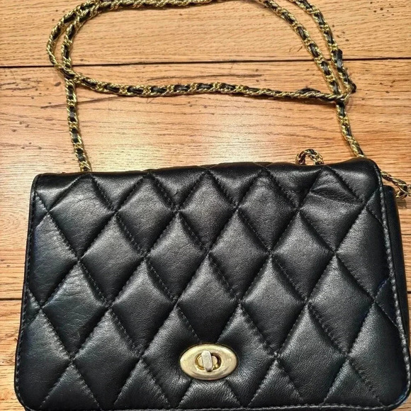 LJ Simone Handbags - LJ Simone New York Leather Pocketbook